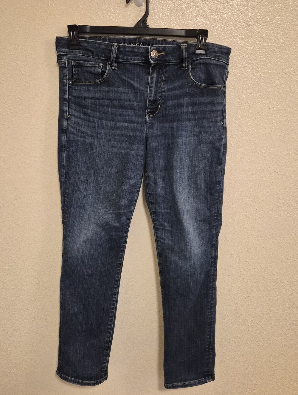 American Eagle Outfitters -Short/Stretch Dark Blue Skinny Jeans